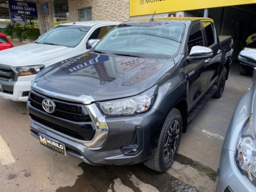 toyota-hilux-2.8-3